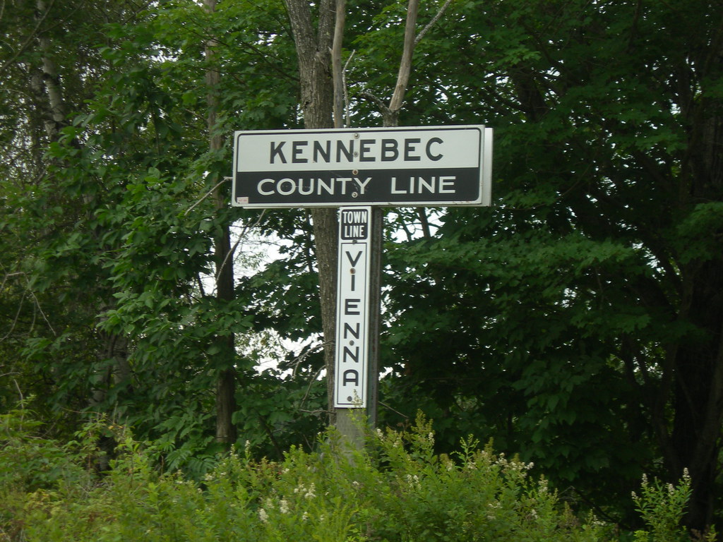 Kennebec County Line ME Hwy 41 "Kennebec" is an Abenaki wo… Flickr