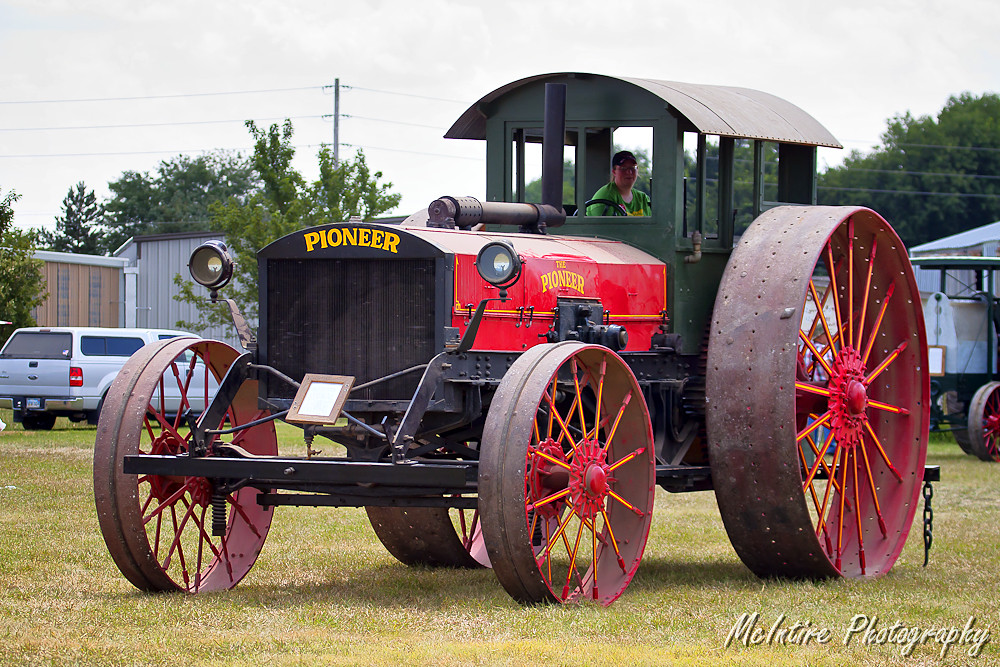 Pioneer Tractor The Pioneer Tractor Company of Winona, Min… Flickr
