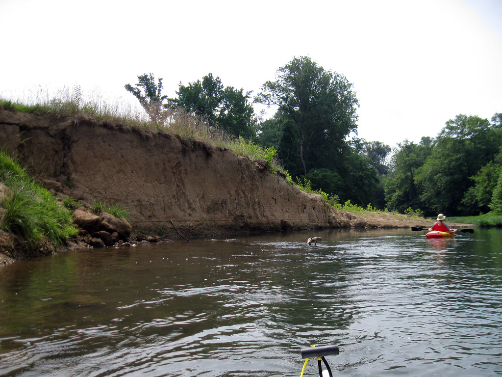 Sand and gravel cut bank, Barren Fork River, Warren Co, TN… Flickr