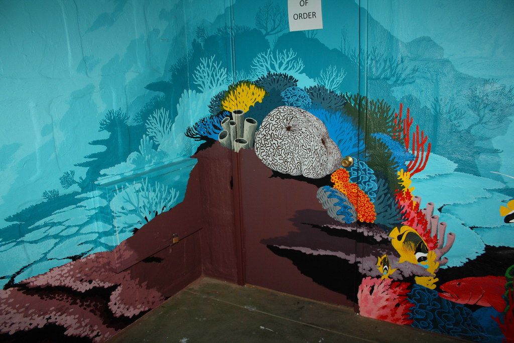 Ningaloo Reef Dreaming Mural by Mark Bell IMG8842 Mural by… Flickr