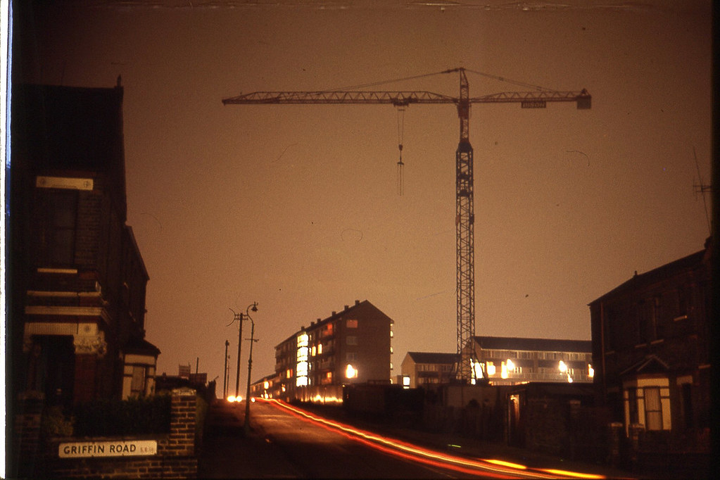 Crane, Glyndon Road SE18 Seen from Griffin Road, Plumstead… Flickr