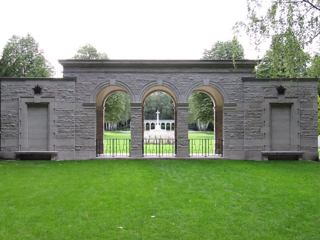 Flickriver Photoset 'War Cemetery Berlin/Charlottenburg Heerstr.' by