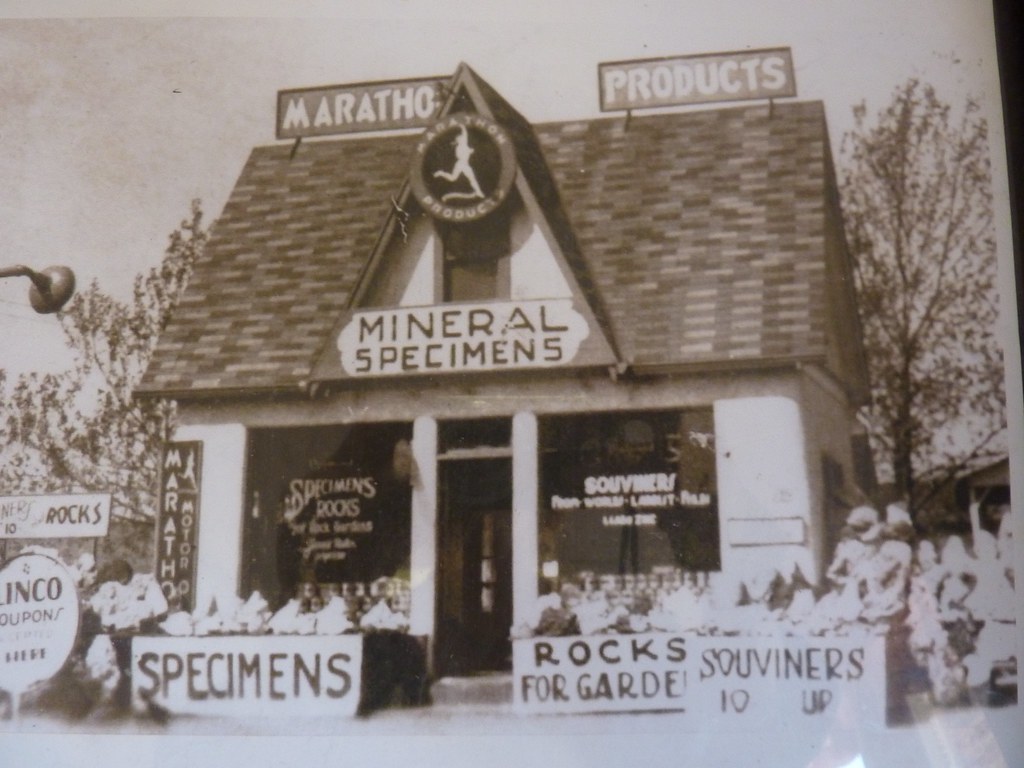 Dairy King Originally built in 1931 as a Marathon Gas Stat… Flickr