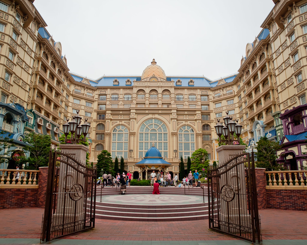 Tokyo Disneyland Back Gate The back gate of the Tokyo Disn… Flickr
