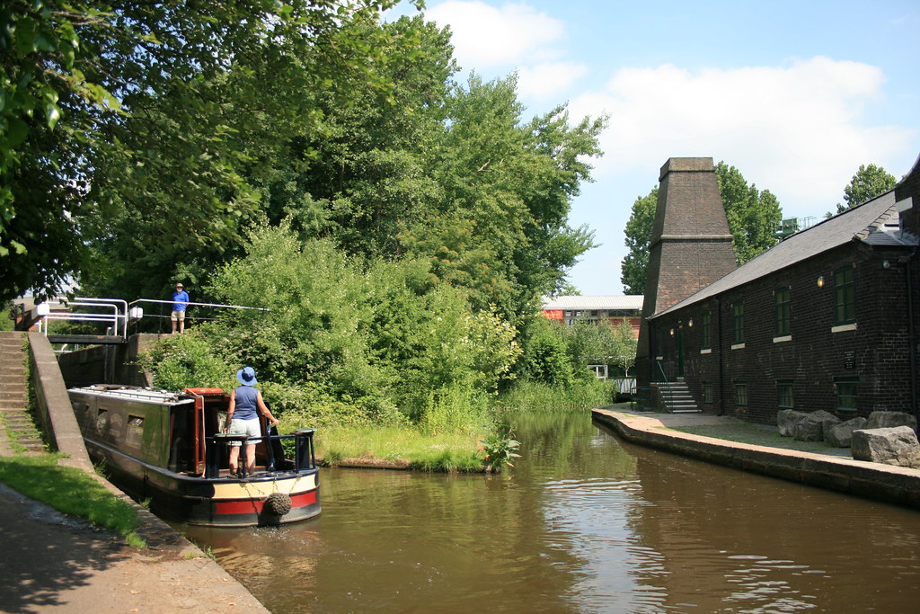 StokeonTrent Canal Every city has a pretty side. This pr… Flickr
