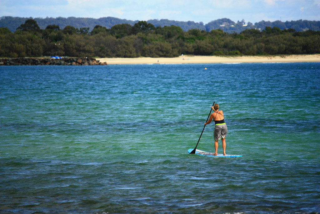 Stand up paddlesurfer, Noosa Nick Hewson Flickr