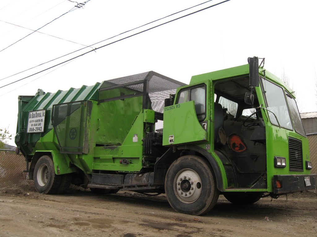 IMG_2704 Big Bear Disposal yard. shadofax96 Flickr