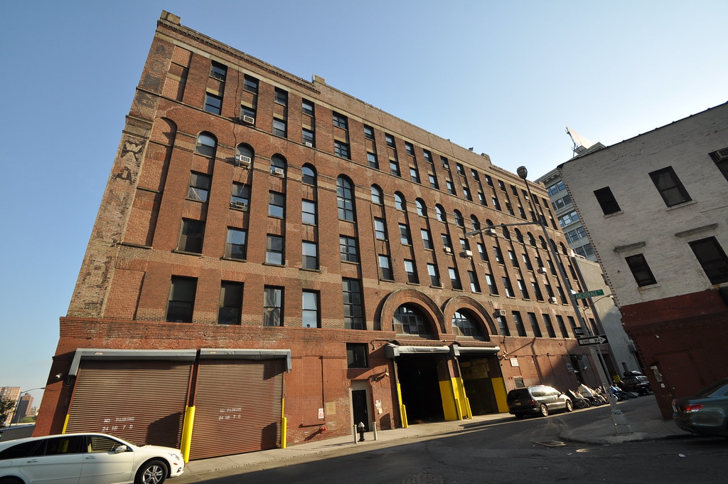 135 Plymouth Street, Brooklyn, NY 11201 dumbonyc Flickr