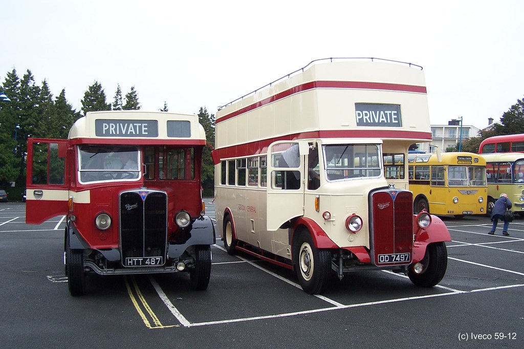 HTT487 + OD7497 Shedden Hill Car Park, Torquay, Septembe… Flickr