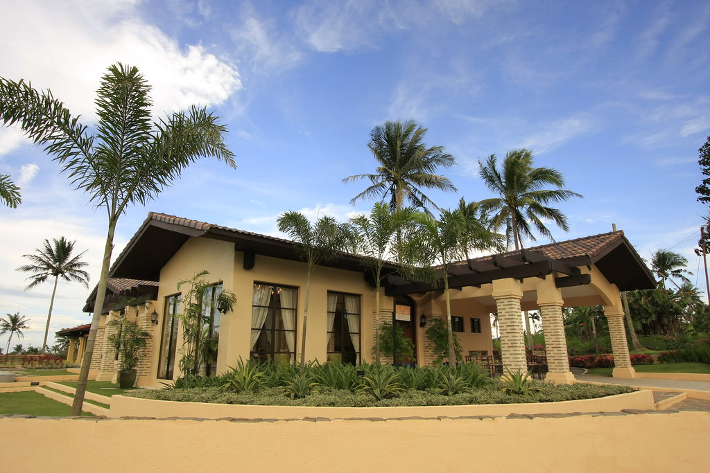 Ponderosa Farm Lot for Sale Ponderosa Leisure Farm is loca… Flickr