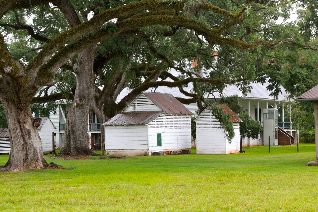 Oakland Plantation "Oakland Plantation is situated on a be… Flickr