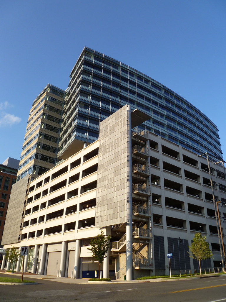 Parking Garage & Fidelity Building, Reston Town Center, VA… Flickr