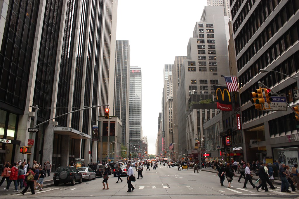 5th Avenue, New York Follow me on amunizdelgado or visit