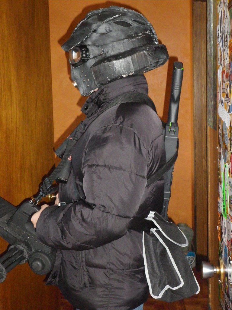 zombie hunter costume test working on the webbing; missing… Flickr
