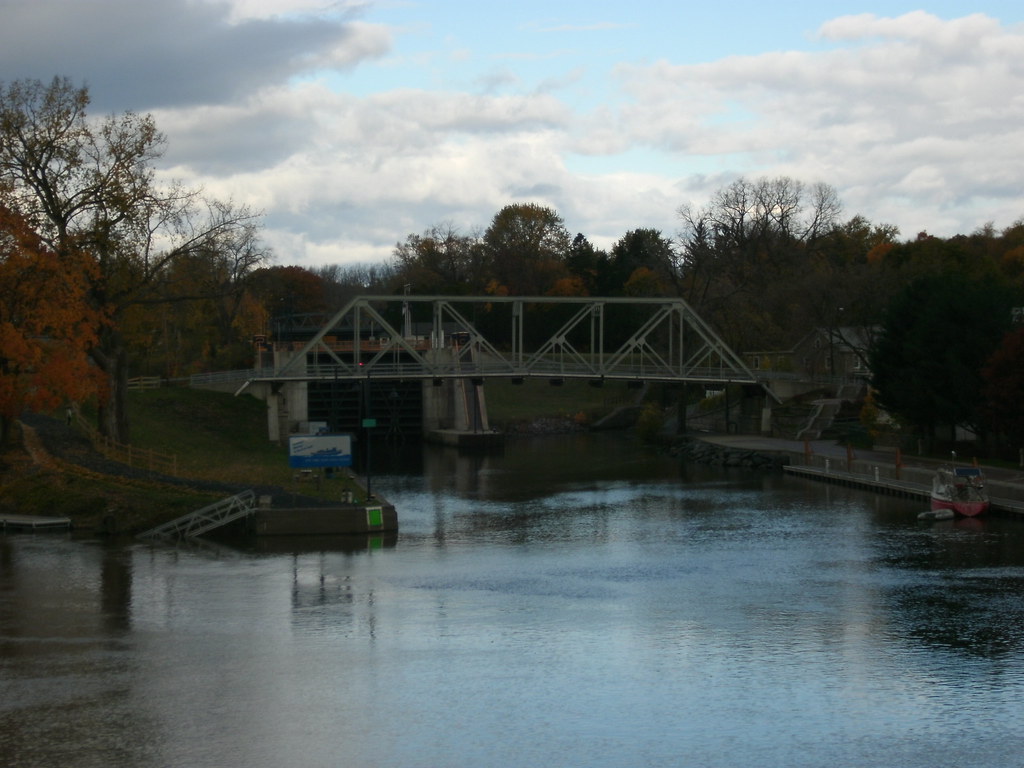 Waterford, New York GE DIGITAL CAMERA Waterford, New York Doug Kerr