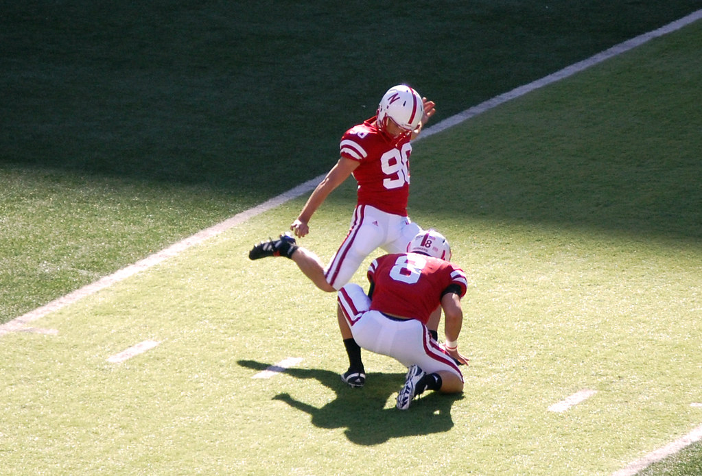 Nebraska Football Alex Henery warm up Alex Henery is so aw… Flickr