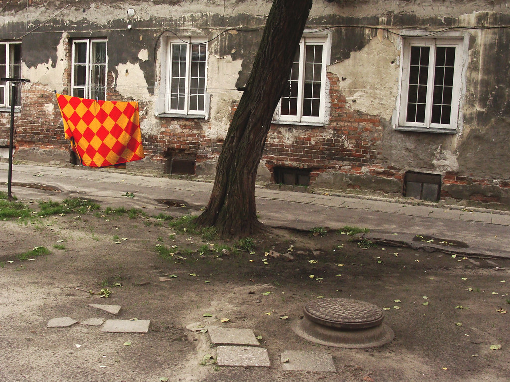 Blanket Yard at Brzeska st., Praga Północ District, Warsaw… Flickr