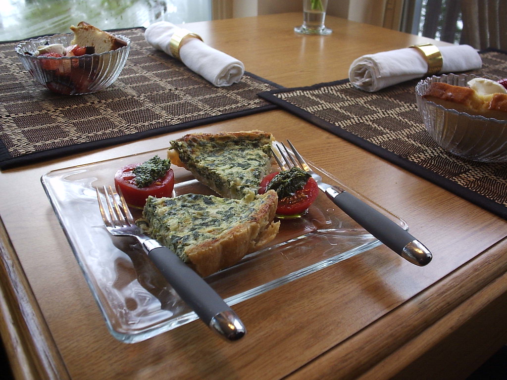 P6150131 They brought us tasty breakfasts at the Anchorage… Flickr