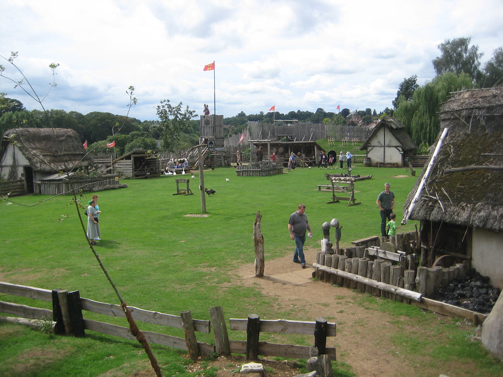 Mountfitchet Castle Mountfitchet Castle & Norman Village, … Flickr