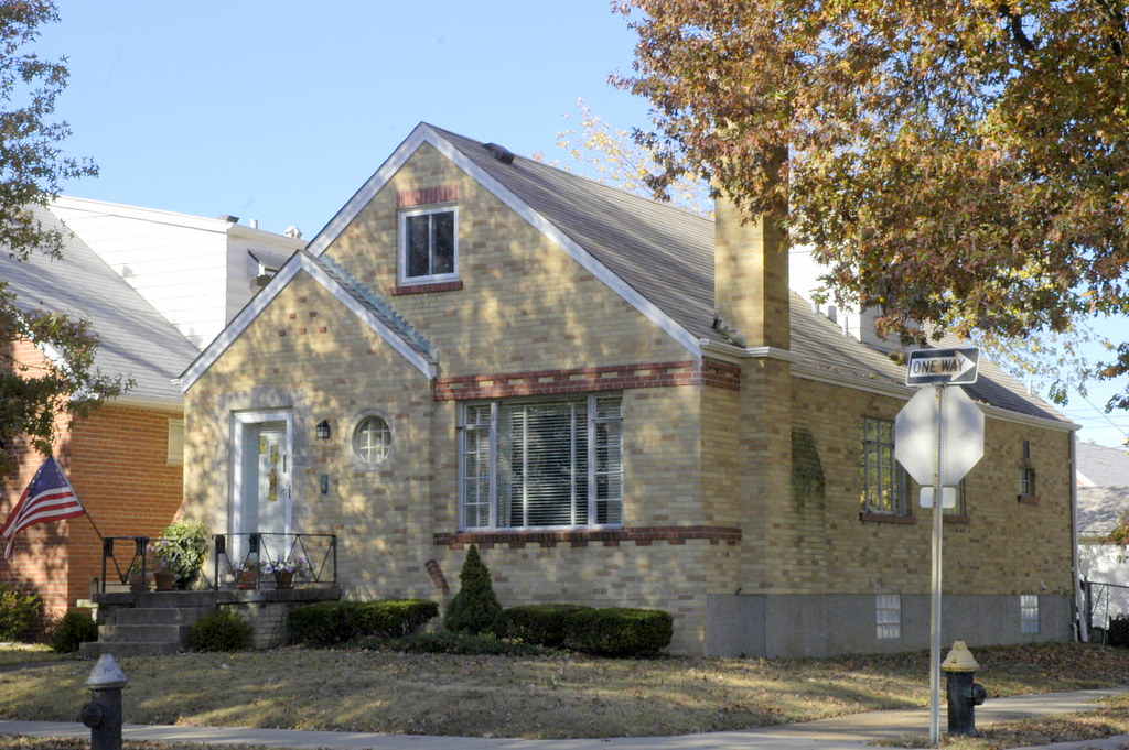 Lindenwood Park neighborhood STL © Mark Groth nextSTL Flickr