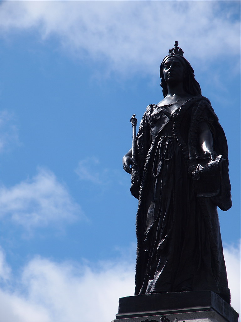 Queen Victoria Statue, Ottawa Located at the northwest co… Flickr
