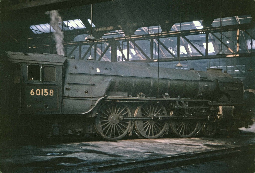 LNER A1 462 60158 in York shed LNER/BR Peppercorn A1 46… Flickr