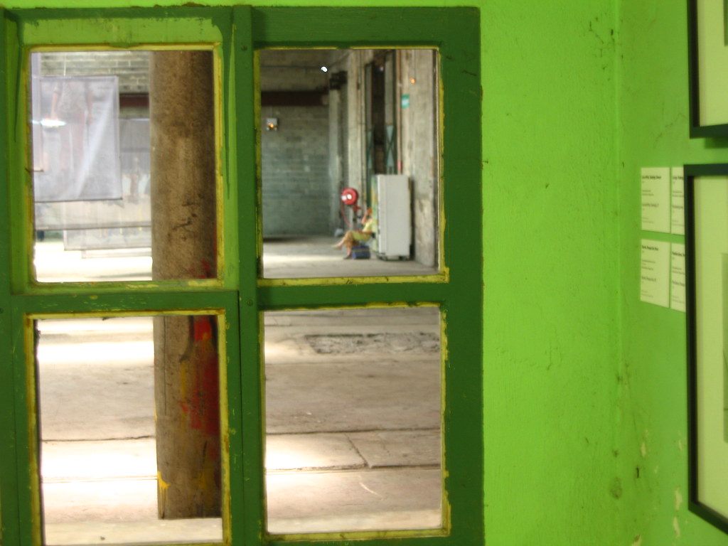 Qu’est ce qu’une fenêtre ? .− Ouverture pratiquée dans