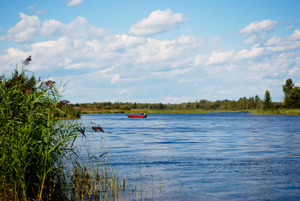 Peshtigo Harbor0794.jpg Tom Faller Flickr