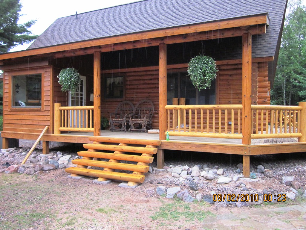 Hiawatha Log Home Makeover July 2010 16 years of coat buil… Flickr