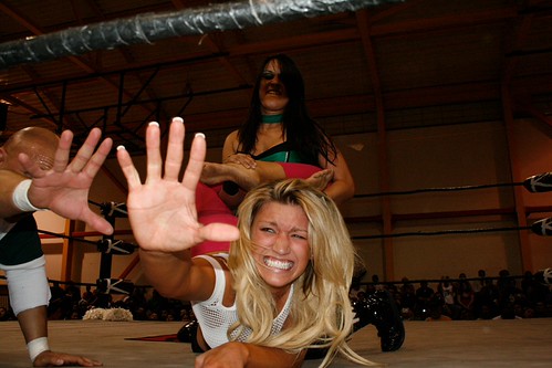 Cheerleader Melissa vs. Lacey Von Erich | Watch the full mat… | Flickr