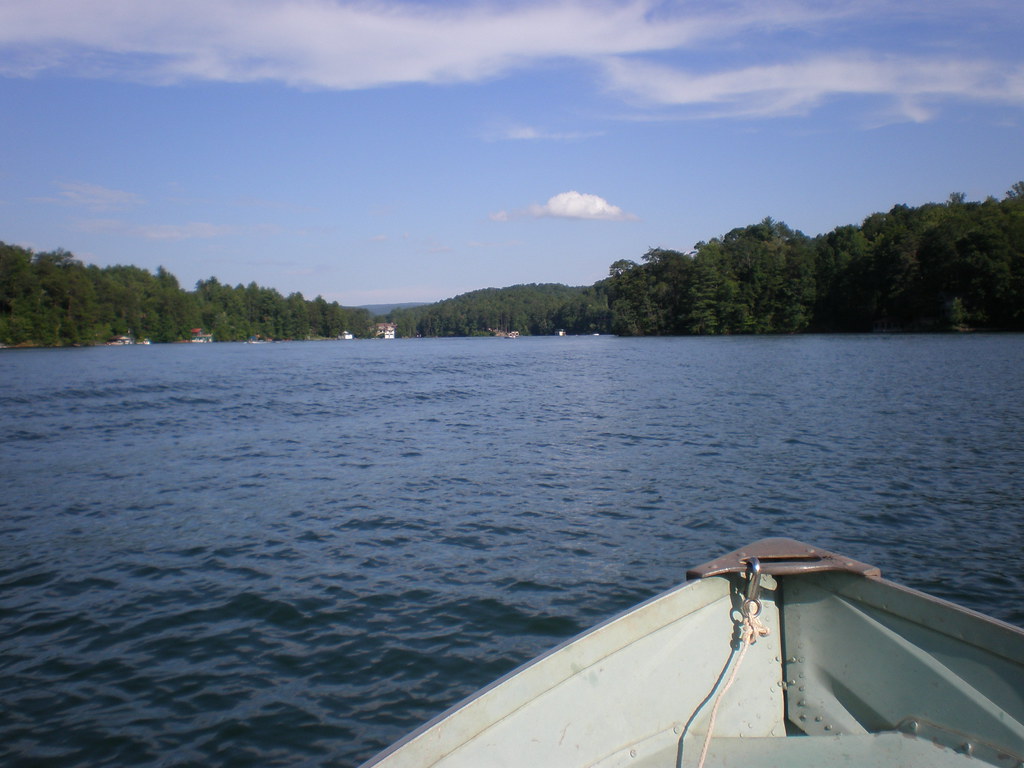 Lake Burton, Clarkesville, GA Sherri Kent Flickr