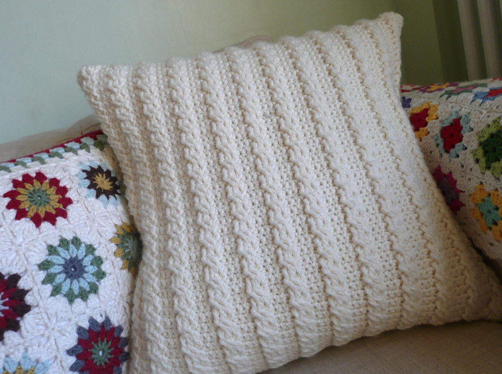 Crocheted Cable Cushion Simple crocheted cables, made by c… Flickr