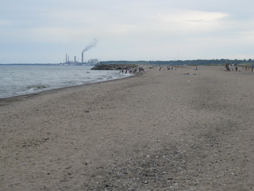 Grant Park beach, South Milwaukee, WI I came here a few ti… Flickr