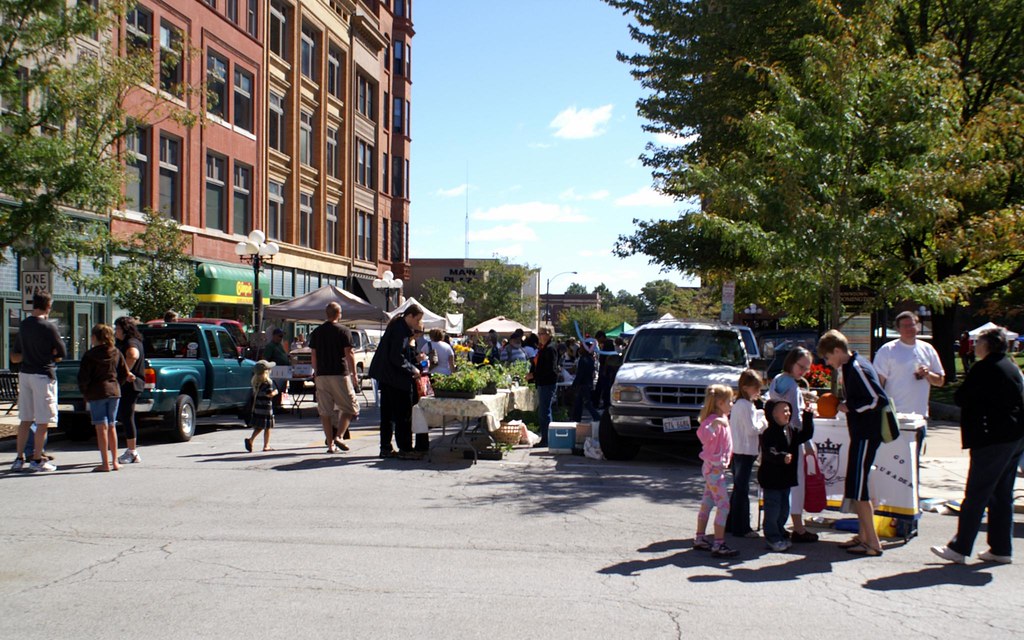 2010 09 04 Downtown Bloomington Farmers Market, September … Flickr