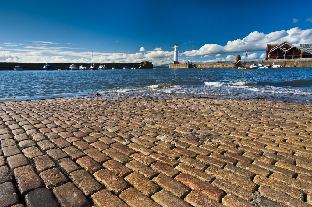 Newhaven High Tide Tide coming in on the Newhaven Harbour … Grant