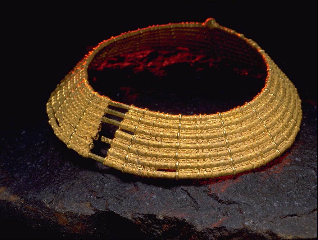 Crown jewels They look like jewels made for a queen or a k… Flickr