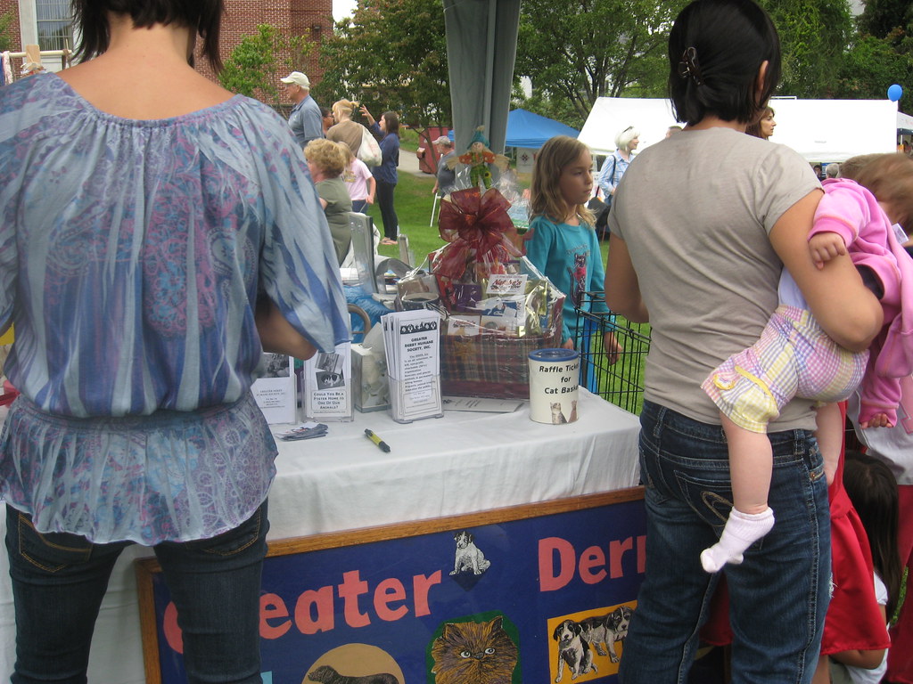 Greater Derry Humane Society table Murasake Flickr