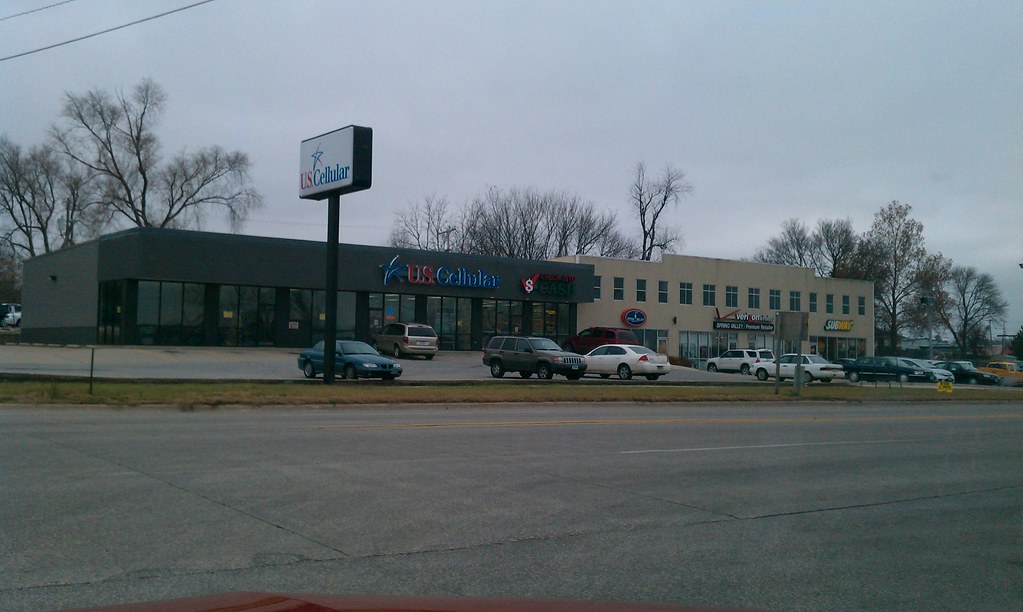 Strip Mall on First Street Perry, Iowa a photo on Flickriver