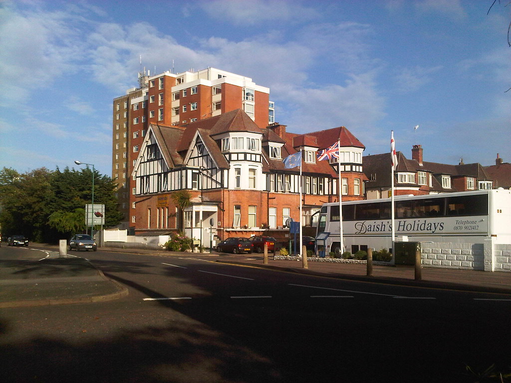 Whitley Court Hotel and West Bay (Knockholt), West Cliff Gardens, West