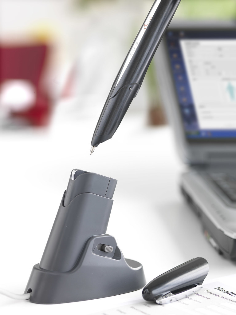 Anoto digital pen, dockingstation and PC Anoto AB Flickr