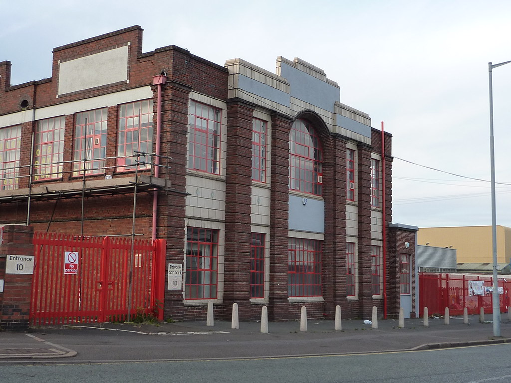 Former Smiths Crisps Building. Wharfdale Rd, Tyseley. As i… Flickr