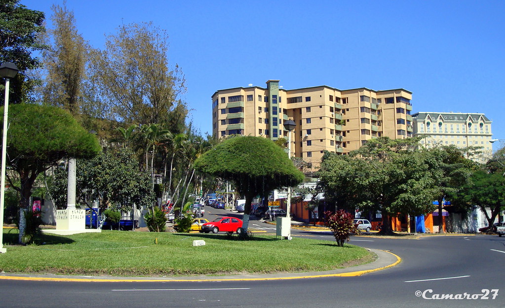 Colonia San Benito Colonia San Benito, Ciudad de San Salva… Flickr