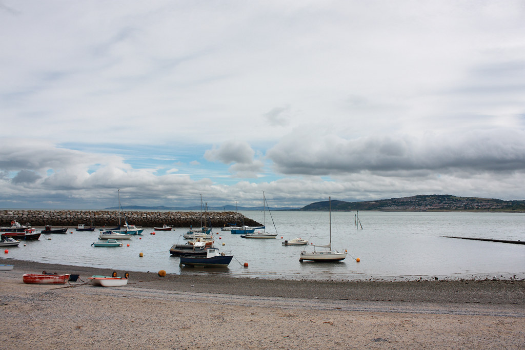 Rhos on Sea A view across the beach at Rhos on Sea. When I… Flickr