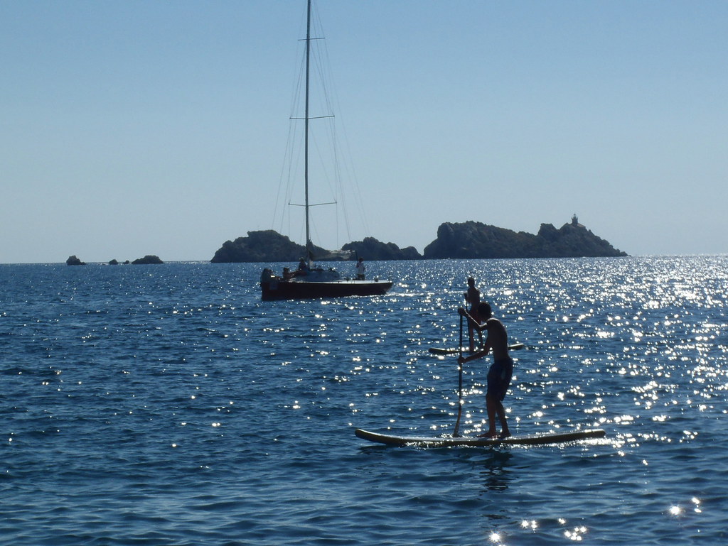 Standup paddling Lapad Beach, Dubrovnik Robert Grant Flickr
