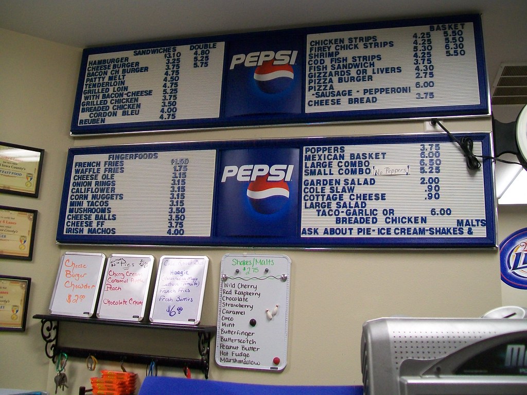 Lucky 6 Lanes Restaurant Marengo Iowa 81002 A favorite p… Flickr