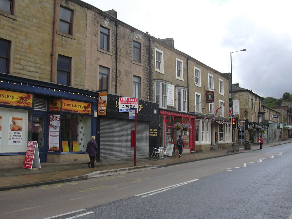 Shops, Halifax Road , Todmorden,Calderdale, West Yorkshire… Flickr
