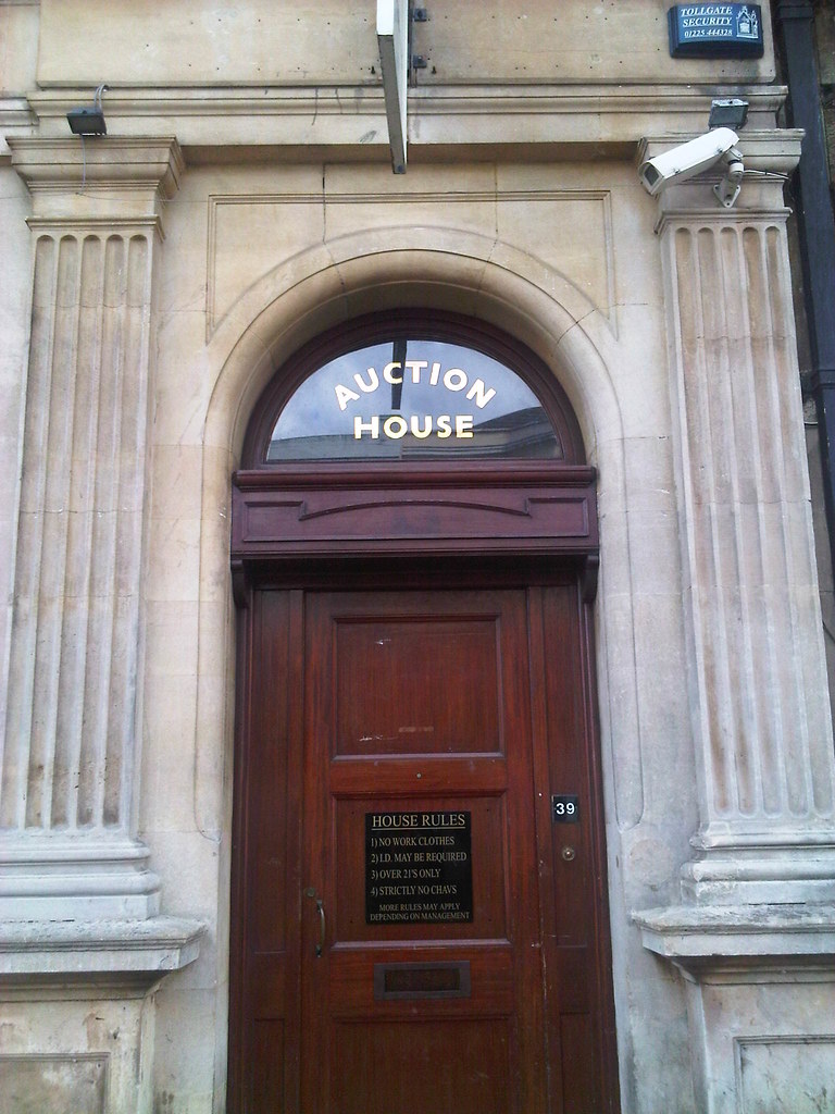 The Winchester Pub, Auction House, 39 Poole Hill, Bournemouth a photo on Flickriver