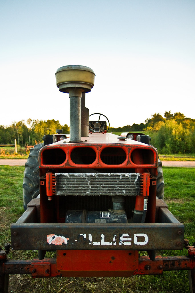 Tractor A tractor at Love Tree Farm near Grantsburg, WI (a… Flickr
