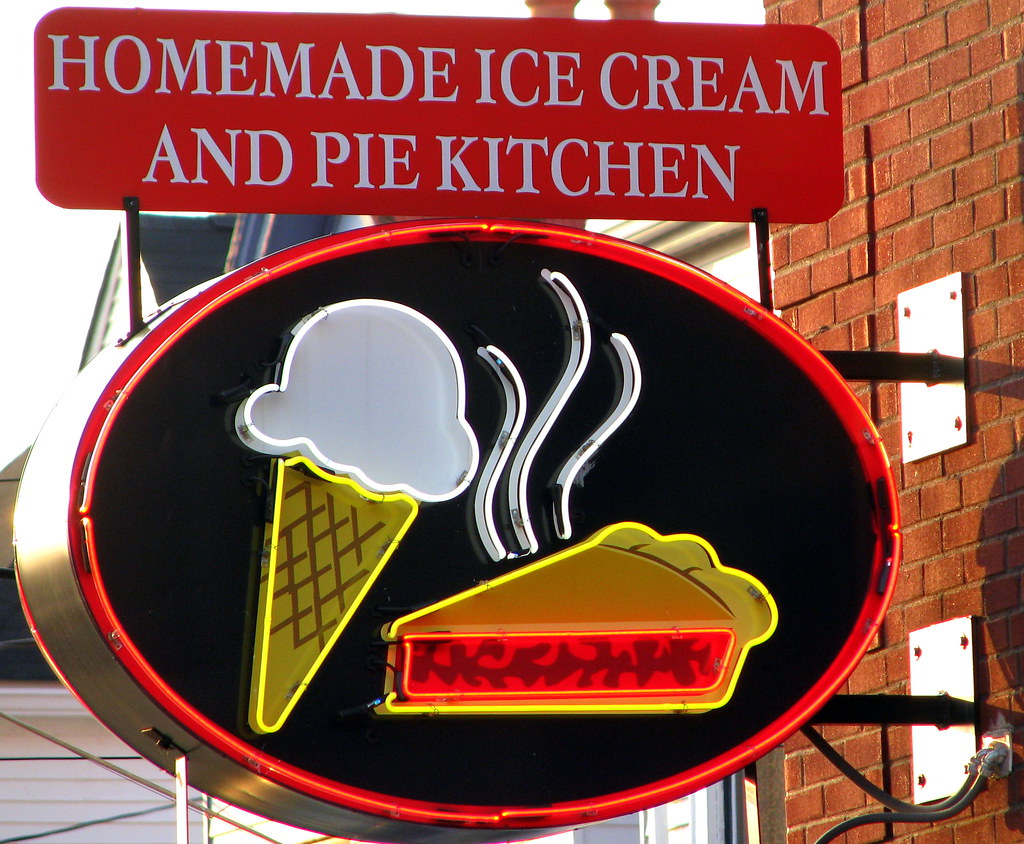 Homemade Ice Cream and Pie Kitchen Louisville, KY along Ba… Flickr