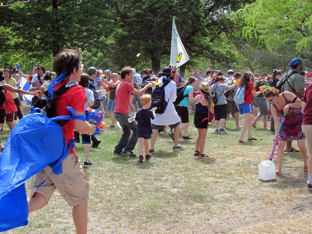 Water Gun Fight 2010 Water Gun Fight 2010 Clash of the Ag… Flickr